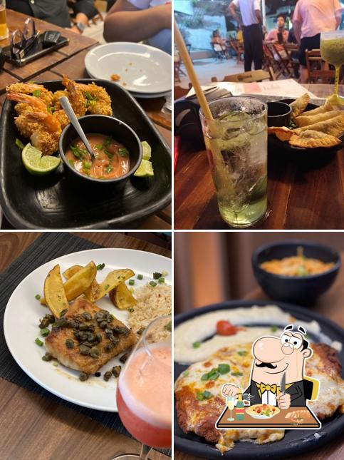 Platos en Antiquário