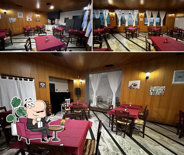 Gli interni di Bar Fratelli Porta - Caffè Illy e Gastronomia