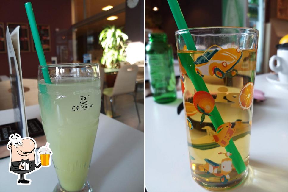 Goditi un drink a Biberon Food & Caffe KBC Split