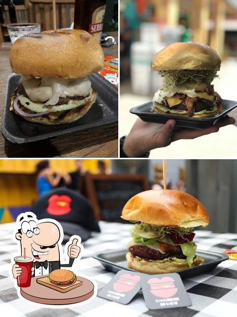 Delicie-se com um hambúrguer no Downtown SA