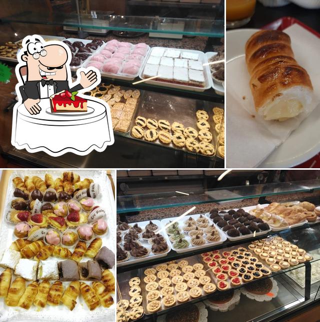 Bar Pasticceria"Tre Palme" propone un'ampia gamma di dolci