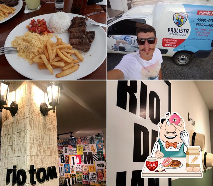 Jobim serve uma seleção de sobremesas