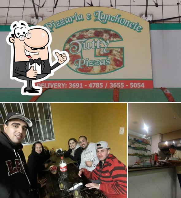 Here's a picture of Pizzaria e Lanchonete TUTTI