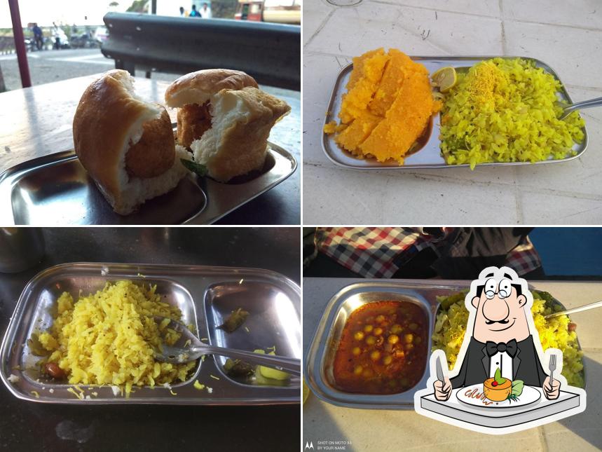 Meals at Hotel Rajmarg