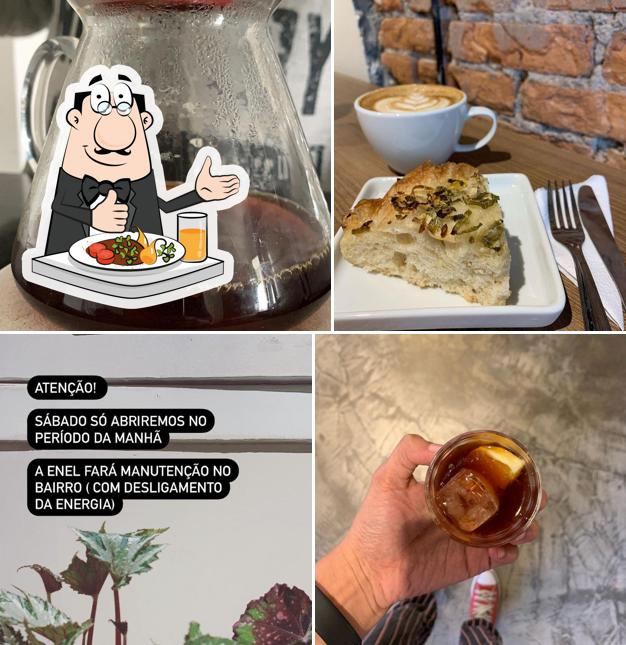 Comida em Clemente Café