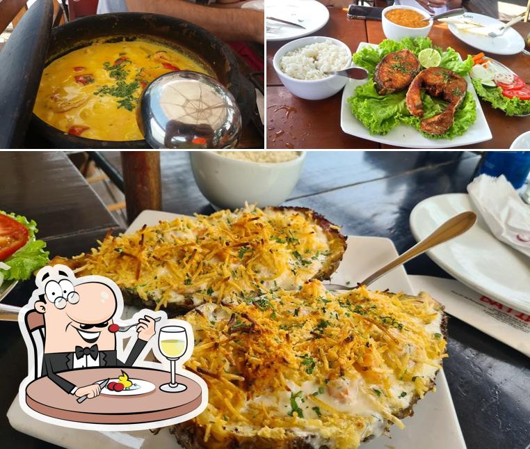 Comida em Chão Batido