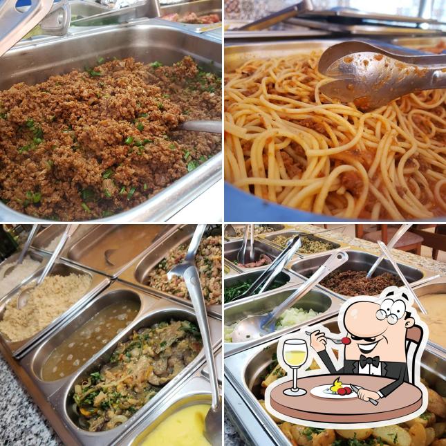 Comida em Restaurante De La Marie