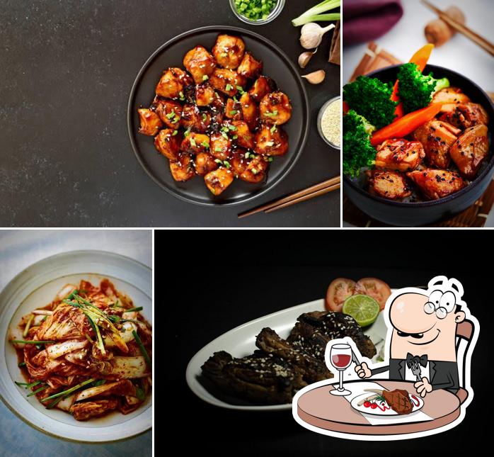 c9c - Cloud 9 Chicken serves meat dishes