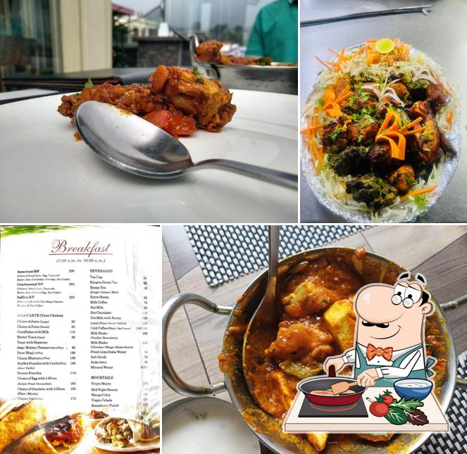 Chicken curry at HOTEL CENTRE POINT