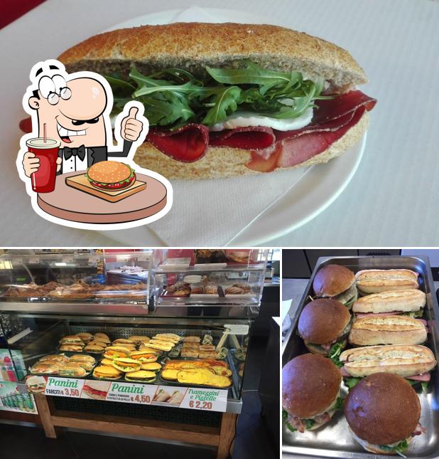 Prenditi un hamburger a Io Chef