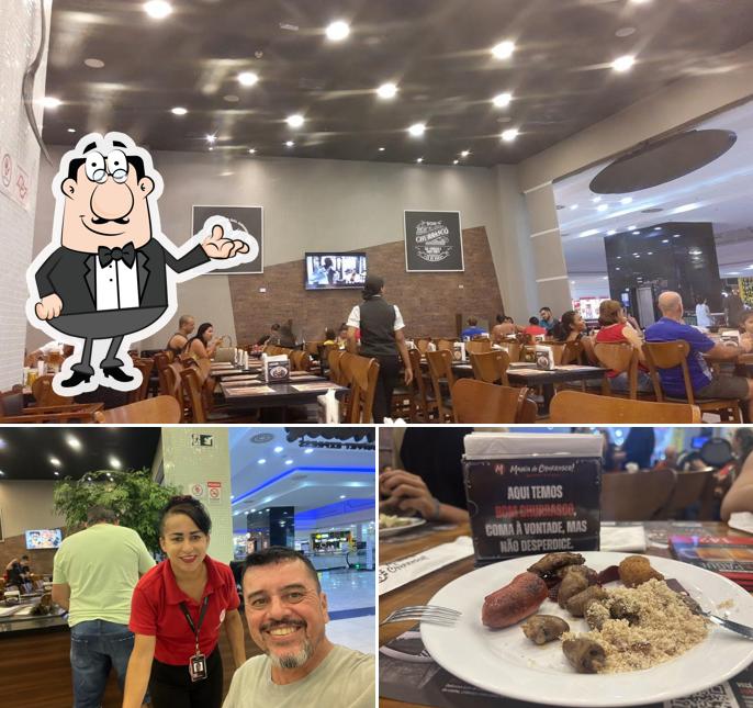 O interior do Restaurante Mania De Churrasco! Buffet Express