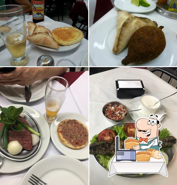 Pão-com-alho em Cedro do Líbano