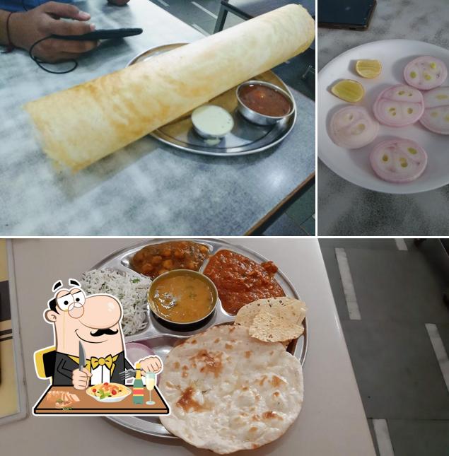 Meals at Hotel Bapu's Retreat