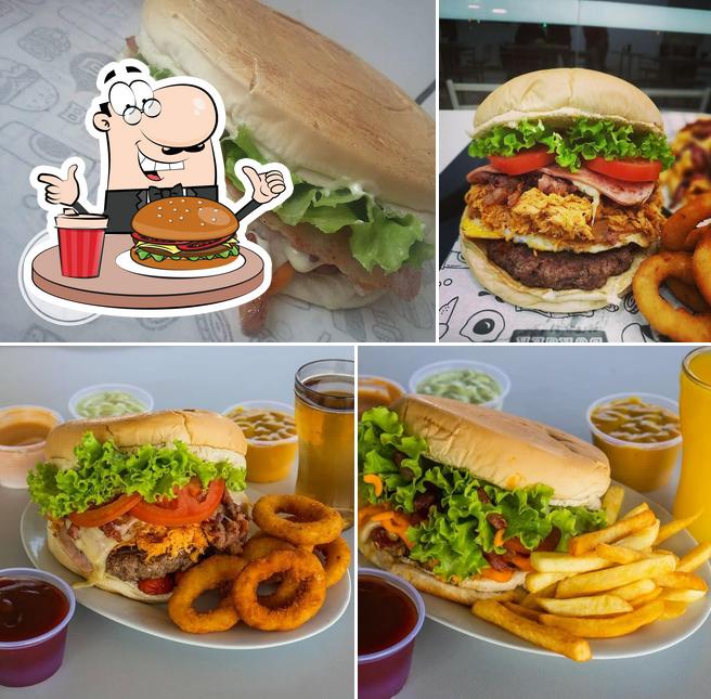 Experimente um hambúrguer no Hugo's Lanches