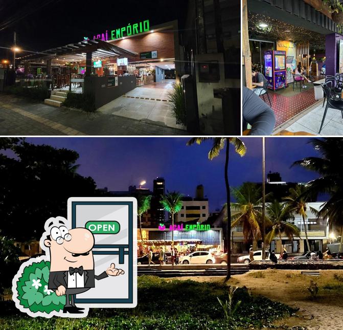 O exterior do Açaí Empório Cabo Branco