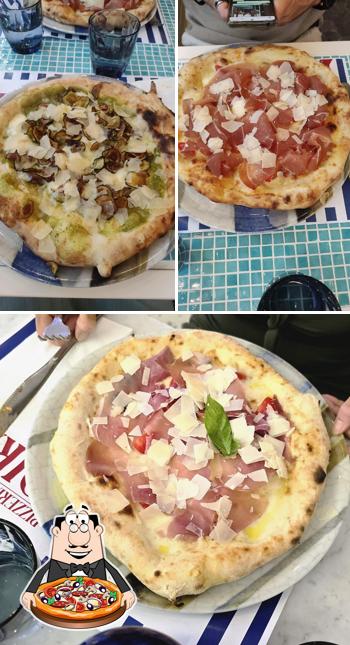 Prenditi tra le molte varianti di pizza