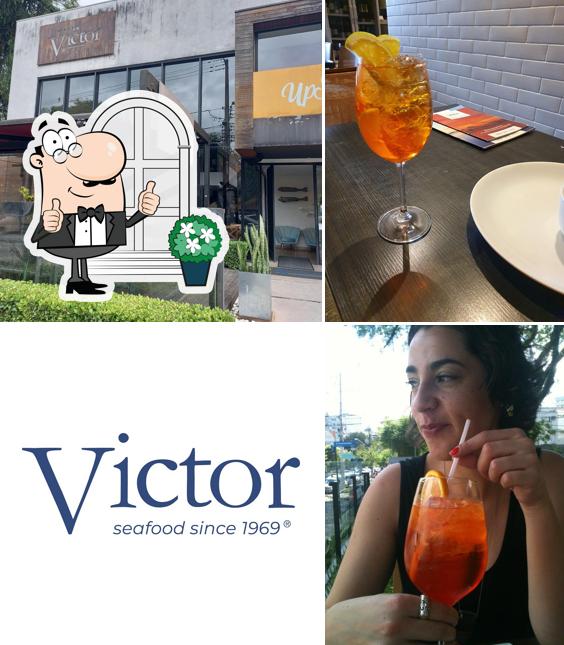 Desfrute da vista da área externa do Praça do Victor