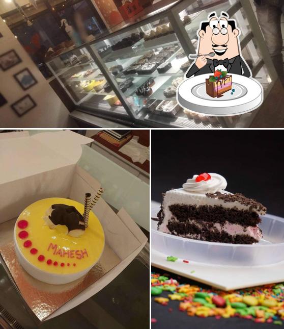 Chocolate cake at 7th Heaven Vaishali