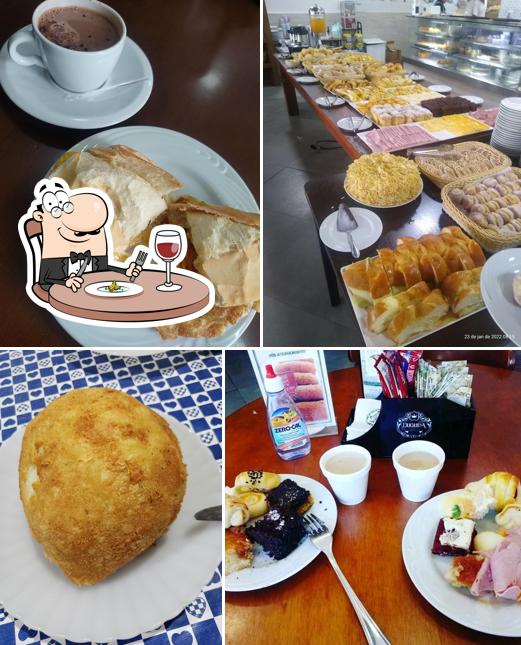 Comida em Duquesa Confeitaria - Duque de Caxias