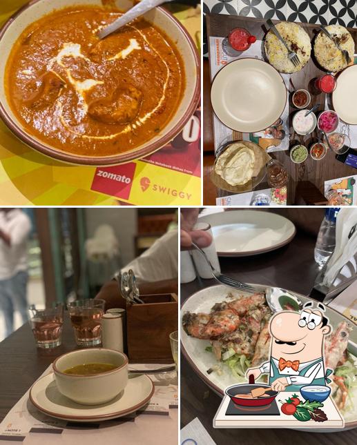 Chicken curry at Calicut Notebook Restaurant Edappal