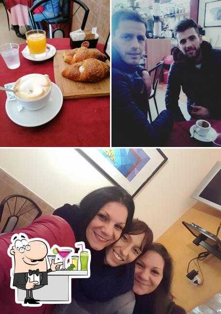 Vedi questa immagine di Central Bar