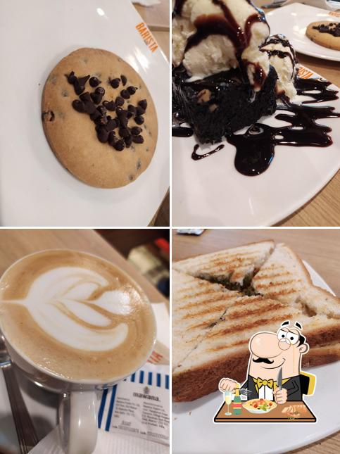 Food at N Lounge & Bar