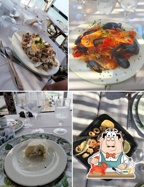 Prova la cucina di mare a Ristorante La Bussola