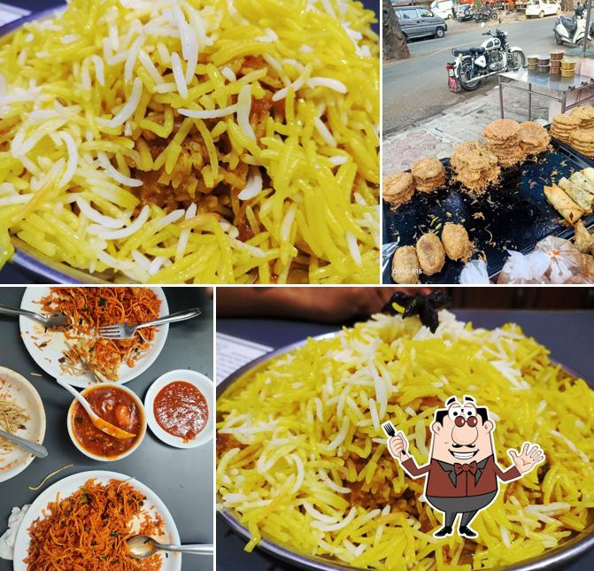 Meals at Seekh Paratha Inn