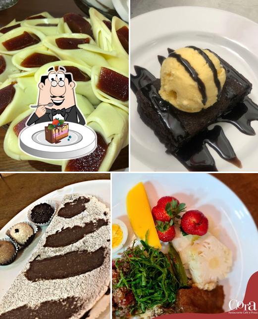 Bolo de chocolate em Cora Restaurante, Café e Prosa