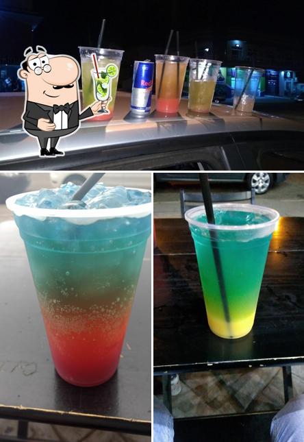 Venha provar diferentes bebidas disponíveis no Rei Do Tchay