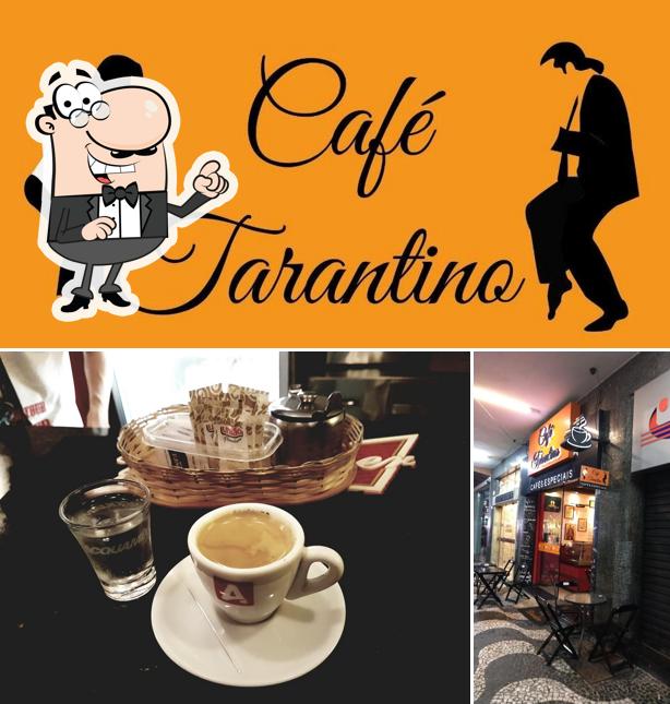 O interior do Tarantino Coffee n Geek