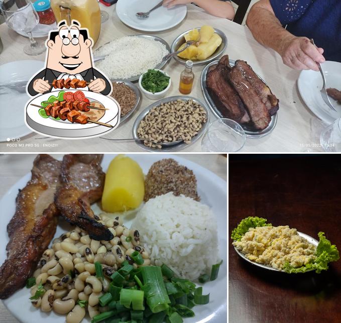 Costeletas de porco em Zezinho Restaurante - Carne de Sol