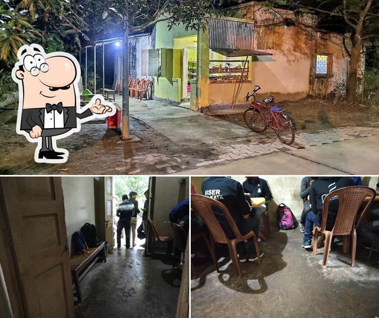 The picture of interior and exterior at Food Court