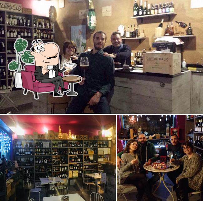 Siediti a un tavolo di Enoteca Accademia del Vino