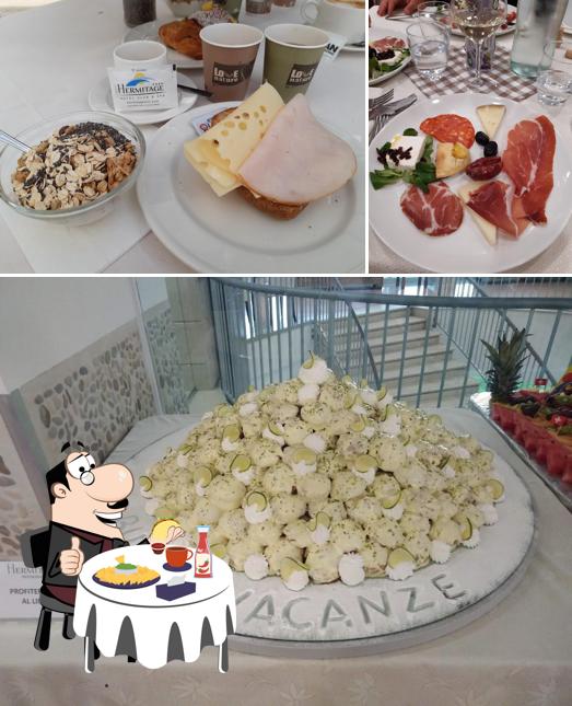 Piatto di formaggi al Hermitage Hotel