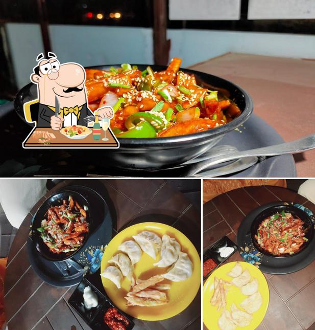 Hakka Heaven - Best Chinese Fast Food in Gaur City, Mahagun Mywoods