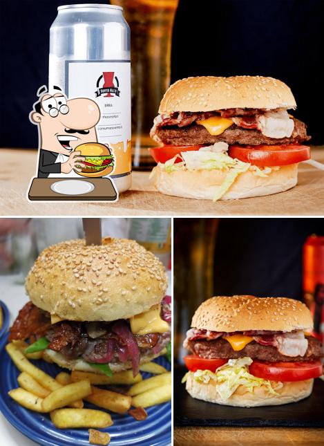 Ordina un hamburger a Doppio Malto