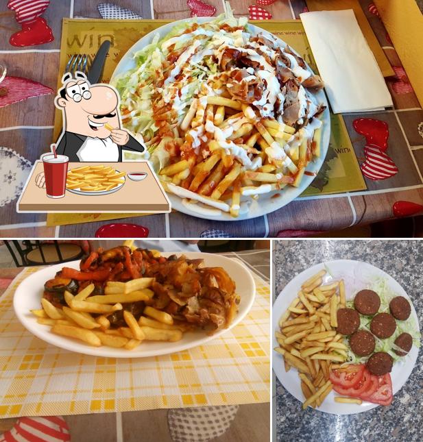 Assaggia le patatine fritte a Pizza Kebab Paradiso