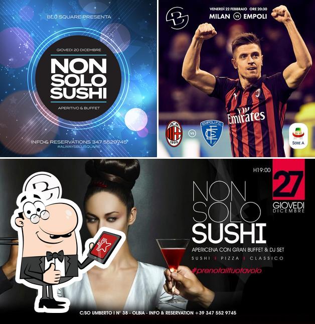 Vedi questa immagine di Blu Square