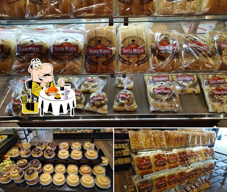 Comida em Padaria Santa Marta - Barramares