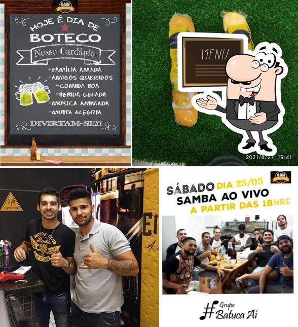 Dê uma olhada nos menu no quadro negro