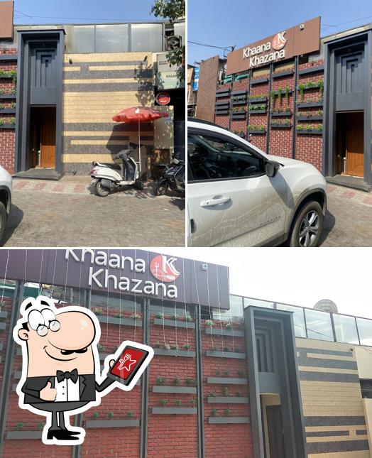 Check out how Khaana Khazana looks outside