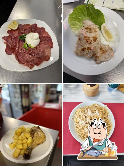 Salmone grigliato al Angolo Caffè di Valoncini Alessandra E C. S.N.C