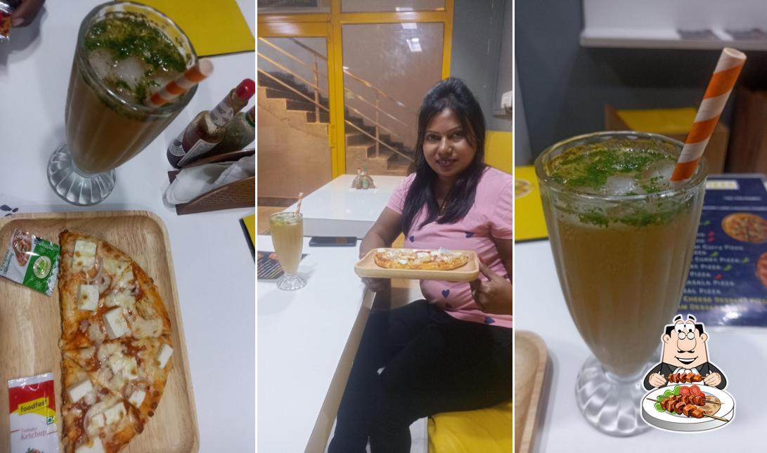 Food at Crafted Curry Pizza