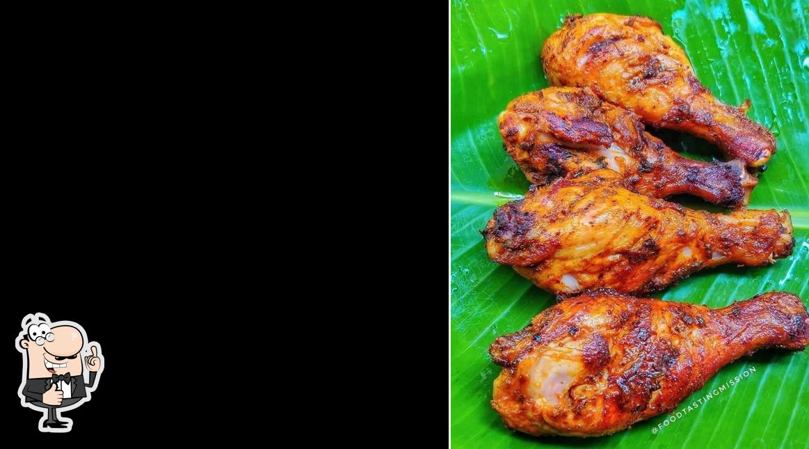 Here's a pic of Sri Muruga Vilas cafe and Hotel