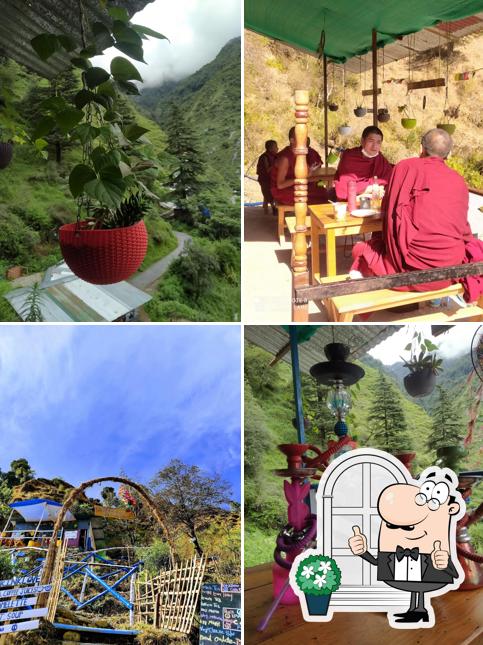 Check out how Lockdown Cafe looks outside