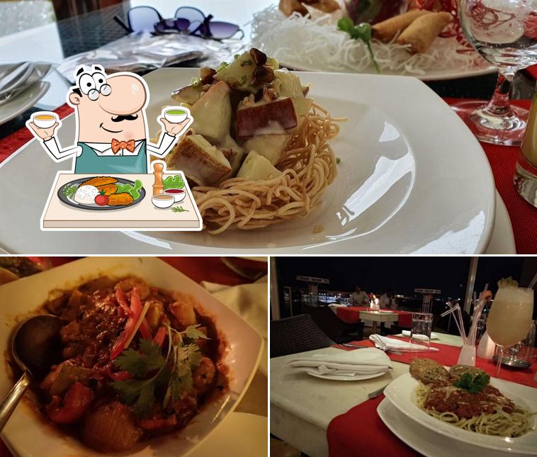 Food at The Sunset Terrace, Fateh Prakash Palace