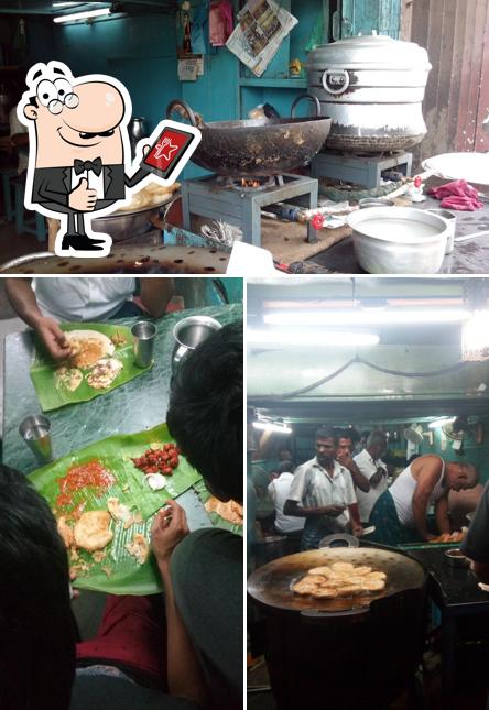 Here's an image of Muthukumar Bun parotta kadai . keezha vasal