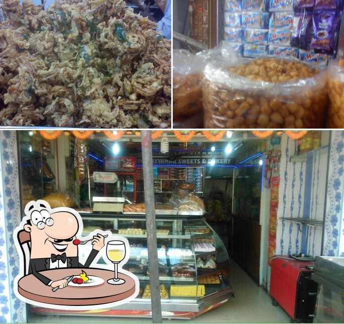 Meals at SINGA MADAI IYYANAR SWEETS AND BAKERY