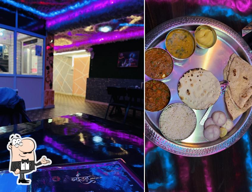 The interior of Vyanjan (Family restaurant & Cafe)